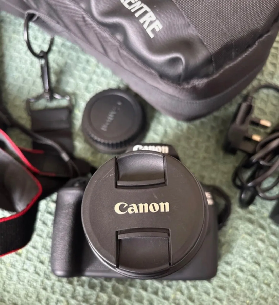 Canon Camera Bundle - Image 2