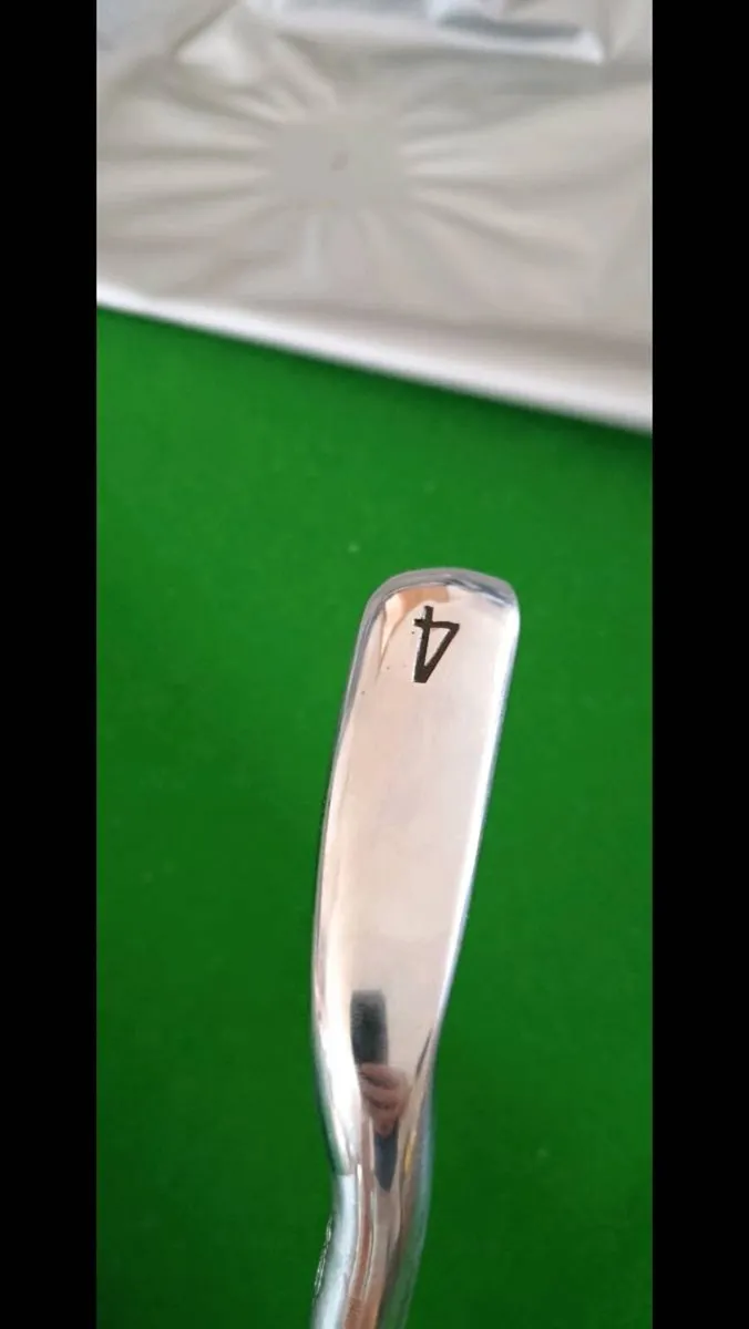 Titleist T200 4 iron - Image 3