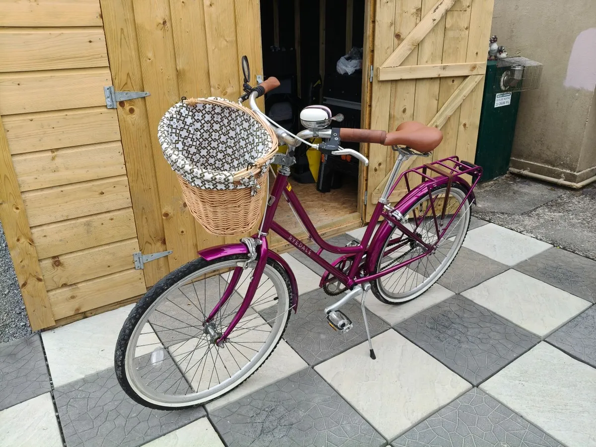 Ladies Bicycle - Image 1