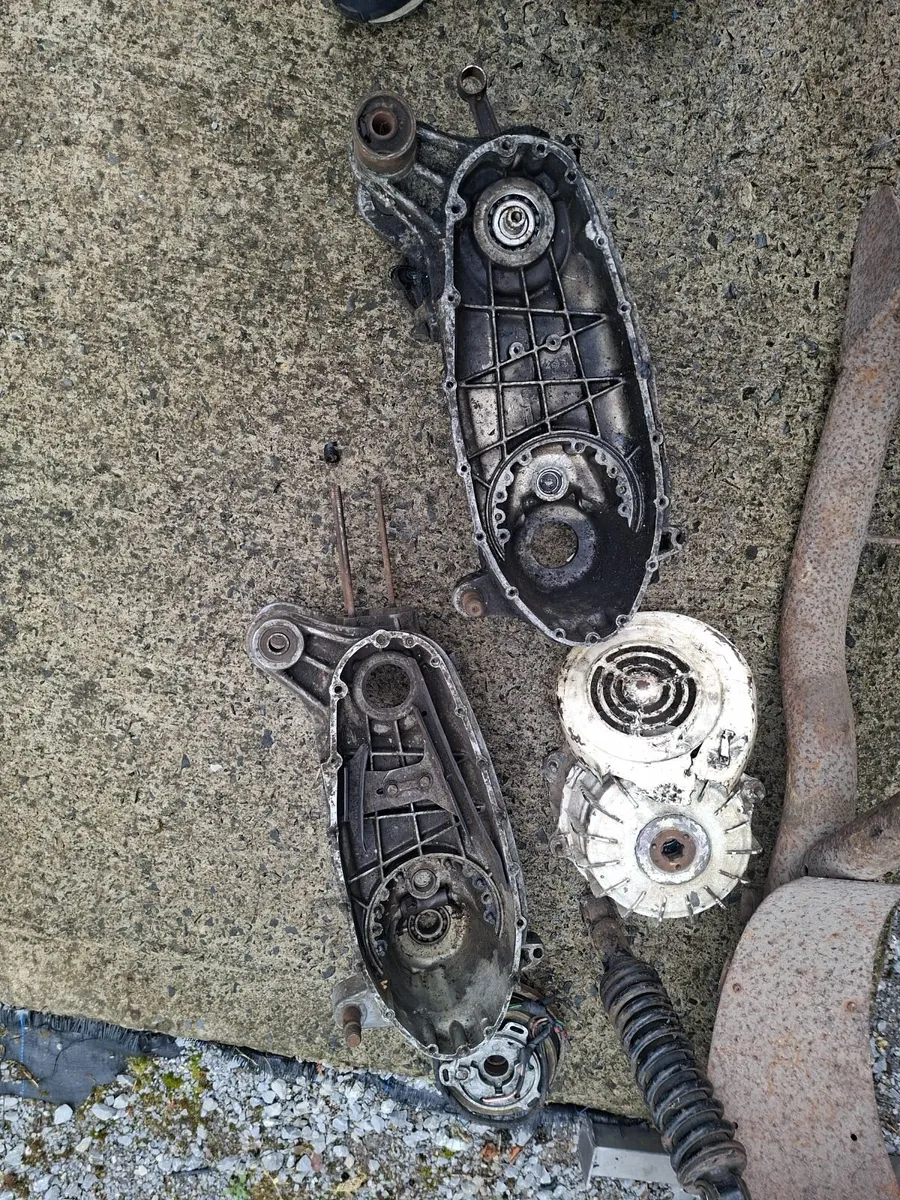 LAMBRETTA CHOPPER FRAME AND PARTS - Image 3