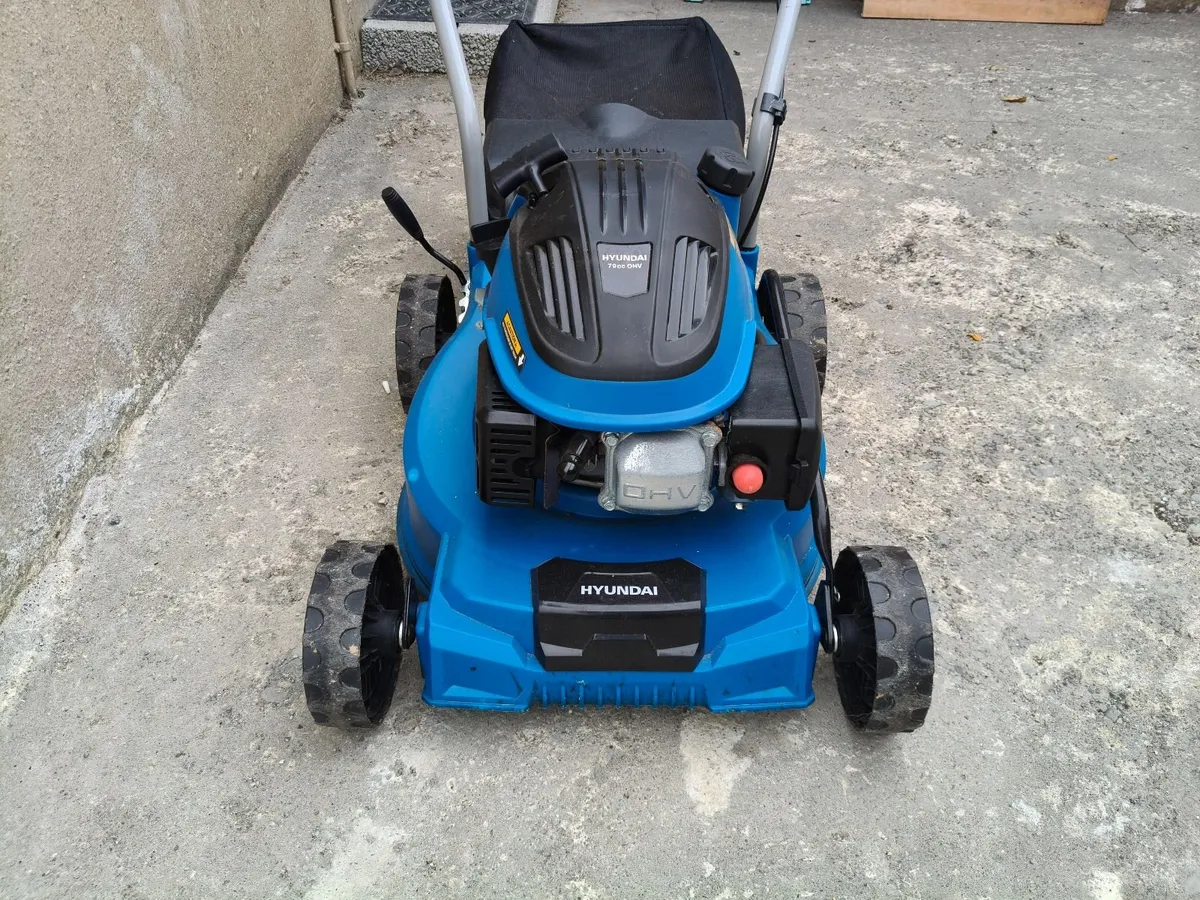 Hyundai Lawnmower - Image 3