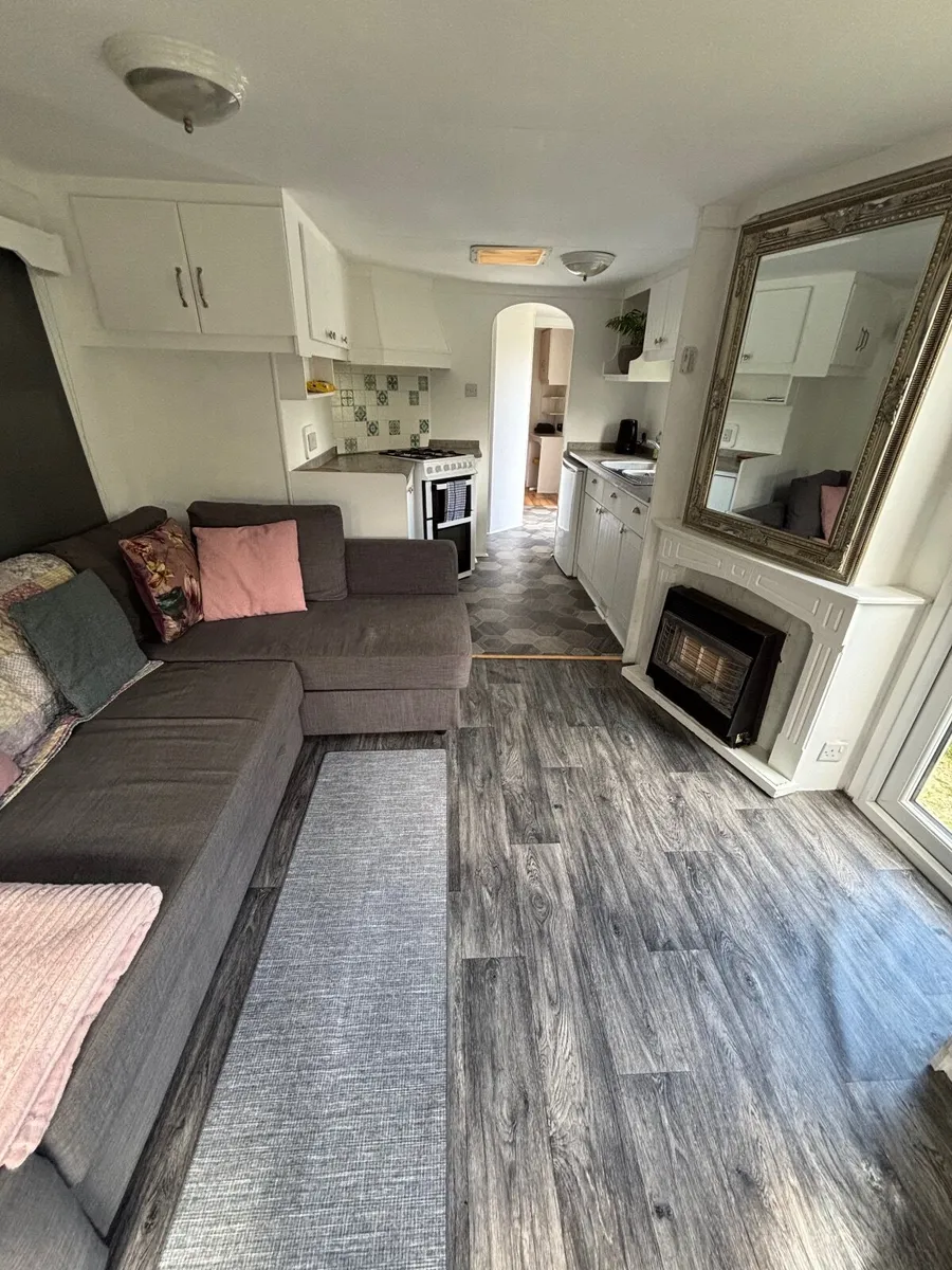 Small Mobile home for sale Wexford - Image 1