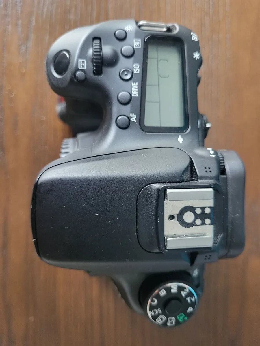 Canon EOS 70D Camera -Lenses and Accessories - Image 4