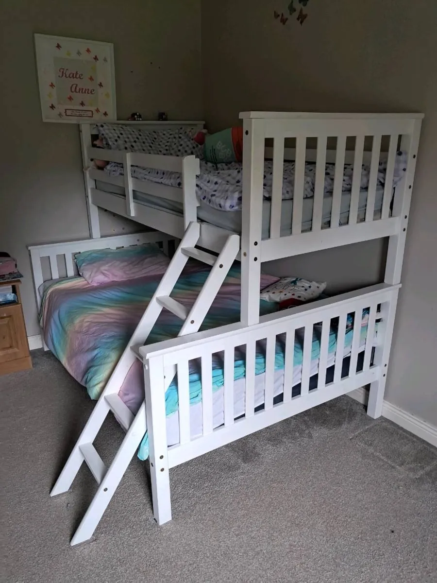 Bedroom - Image 2