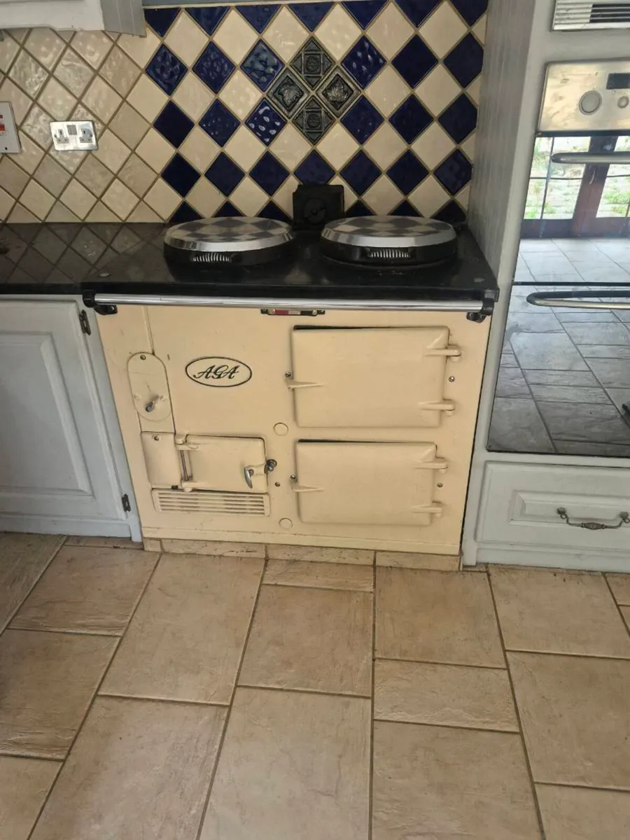 Aga cooker - Image 1