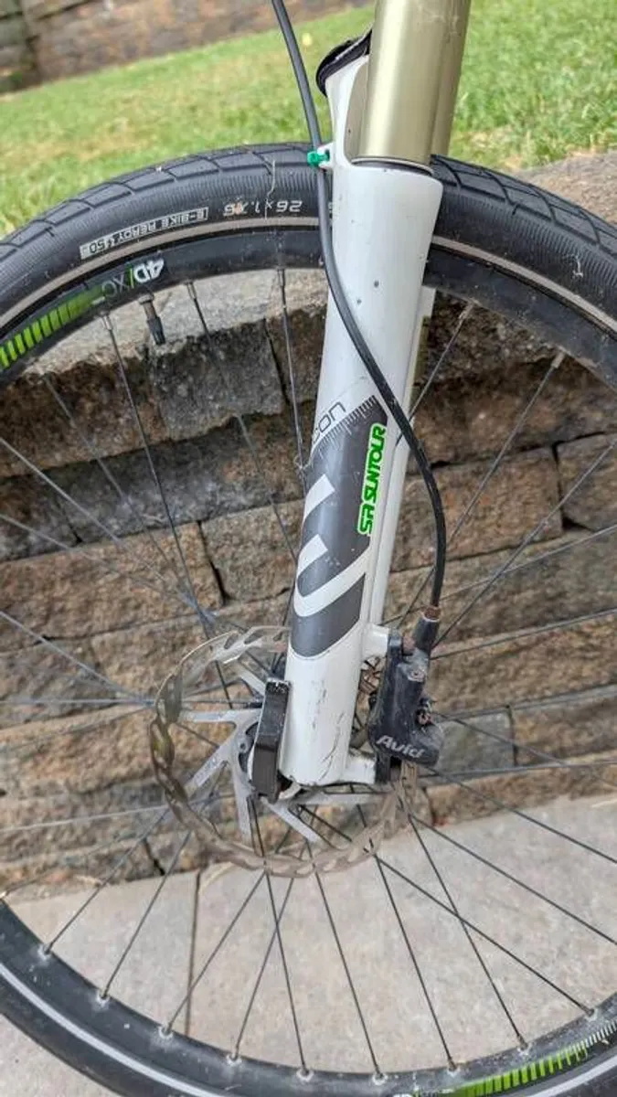Boardman Comp Hybrid Bike - Image 3