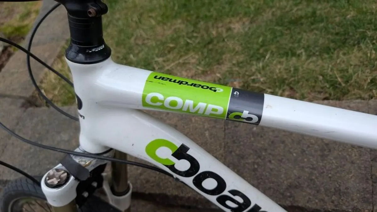 Boardman Comp Hybrid Bike - Image 2