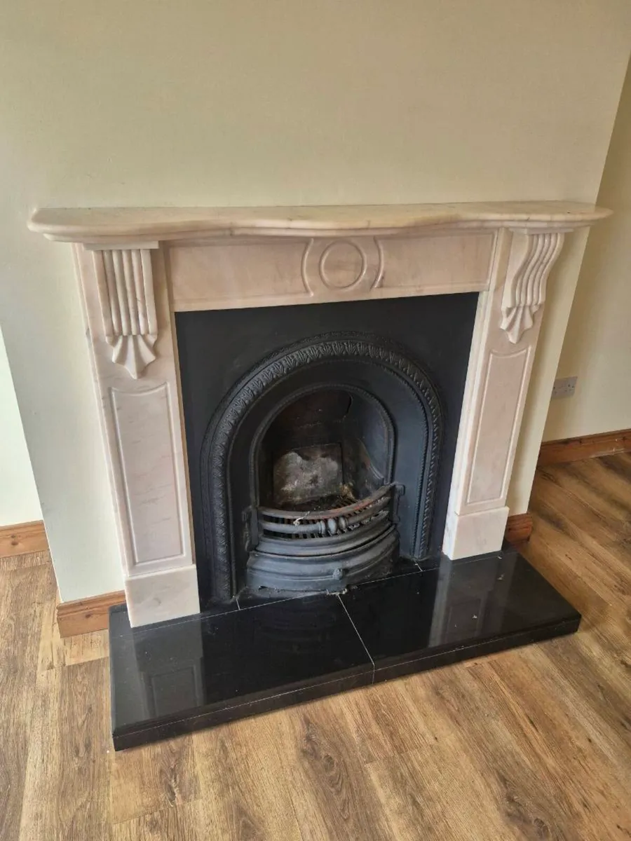 Marble fire place - Image 1