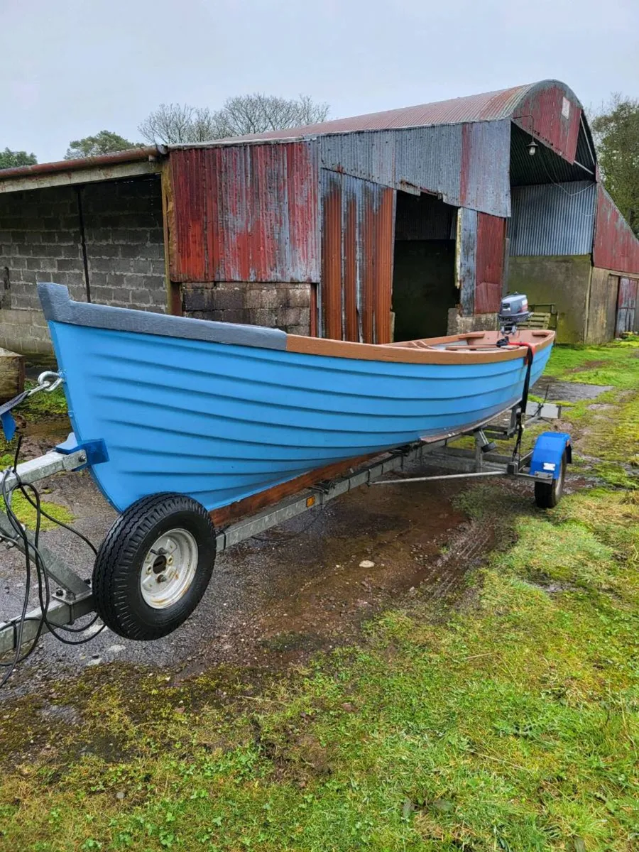 Lake  boat 19ft - Image 1