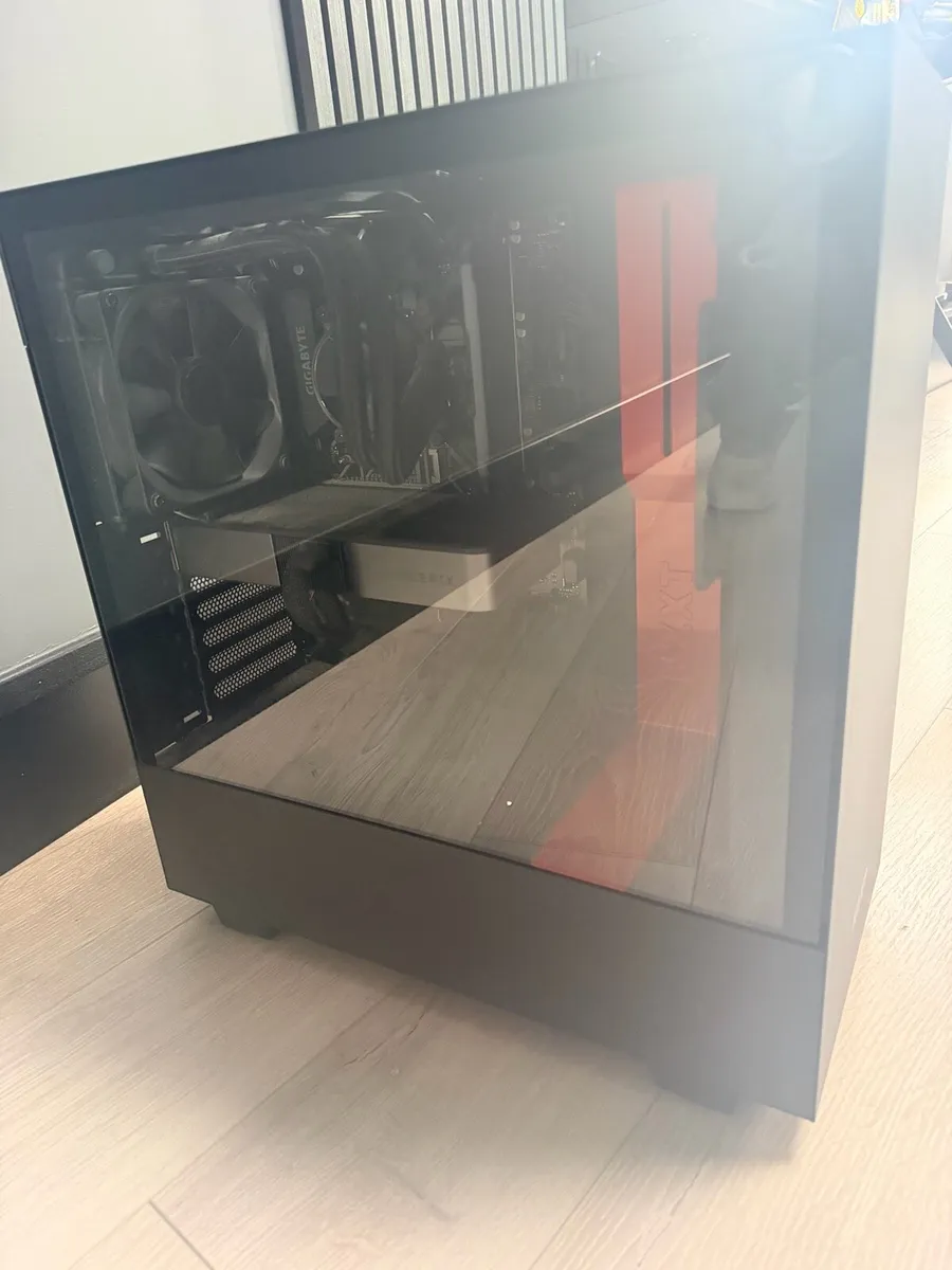 Custom build PC - Image 1