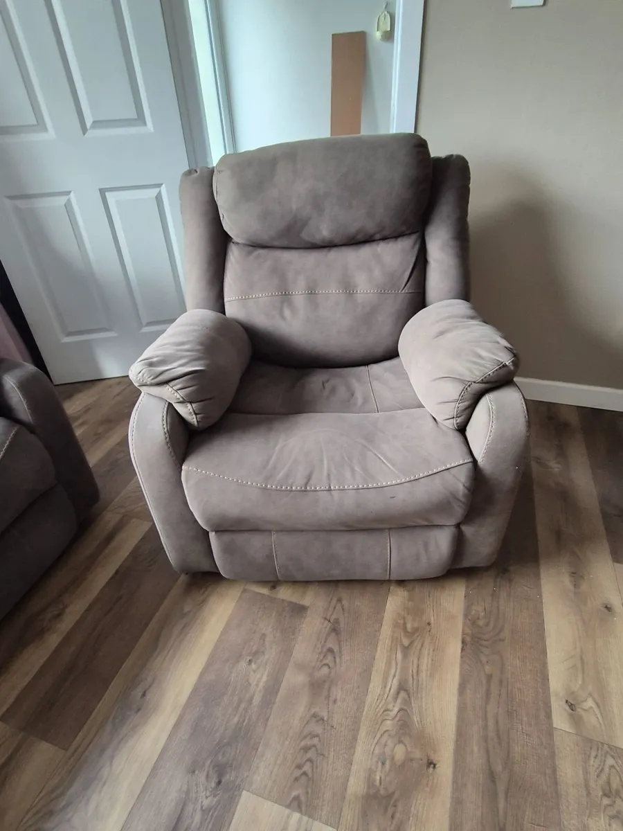 Sofa / Couch Set - Image 2