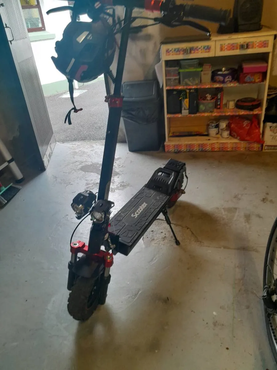 ix5s scooter - Image 4
