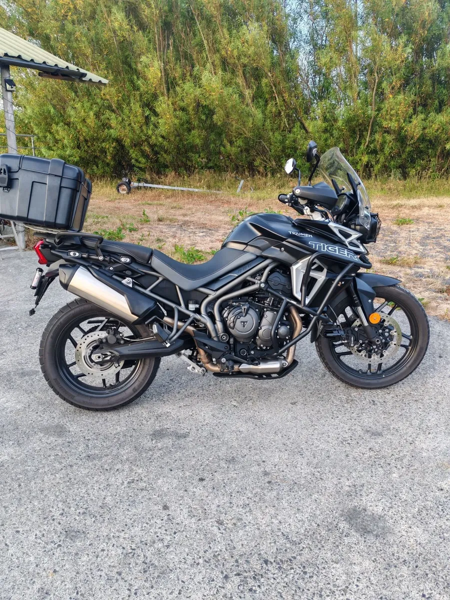 Triumph Tiger 800 LRH - Image 1
