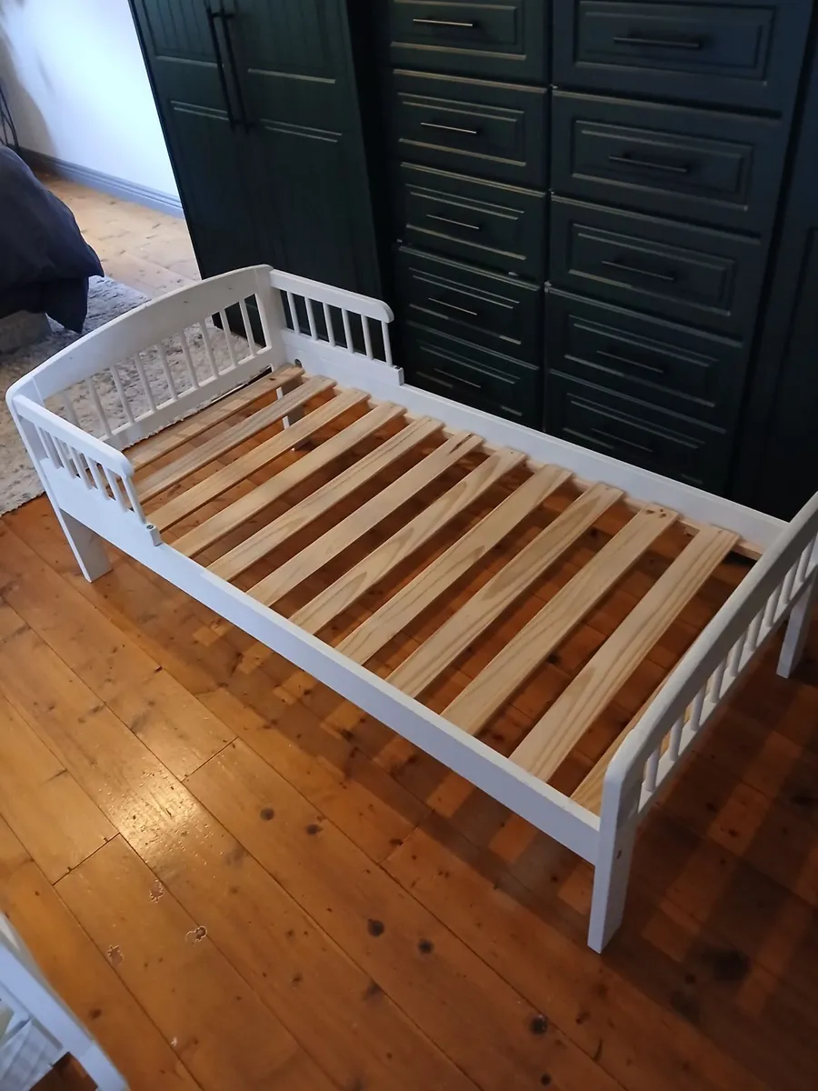 Toddler bed - Image 3