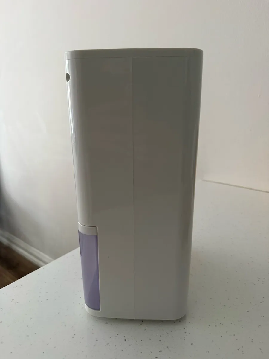 BAPHIYA Dehumidifier 2.5L - Excellent Condition - Image 2