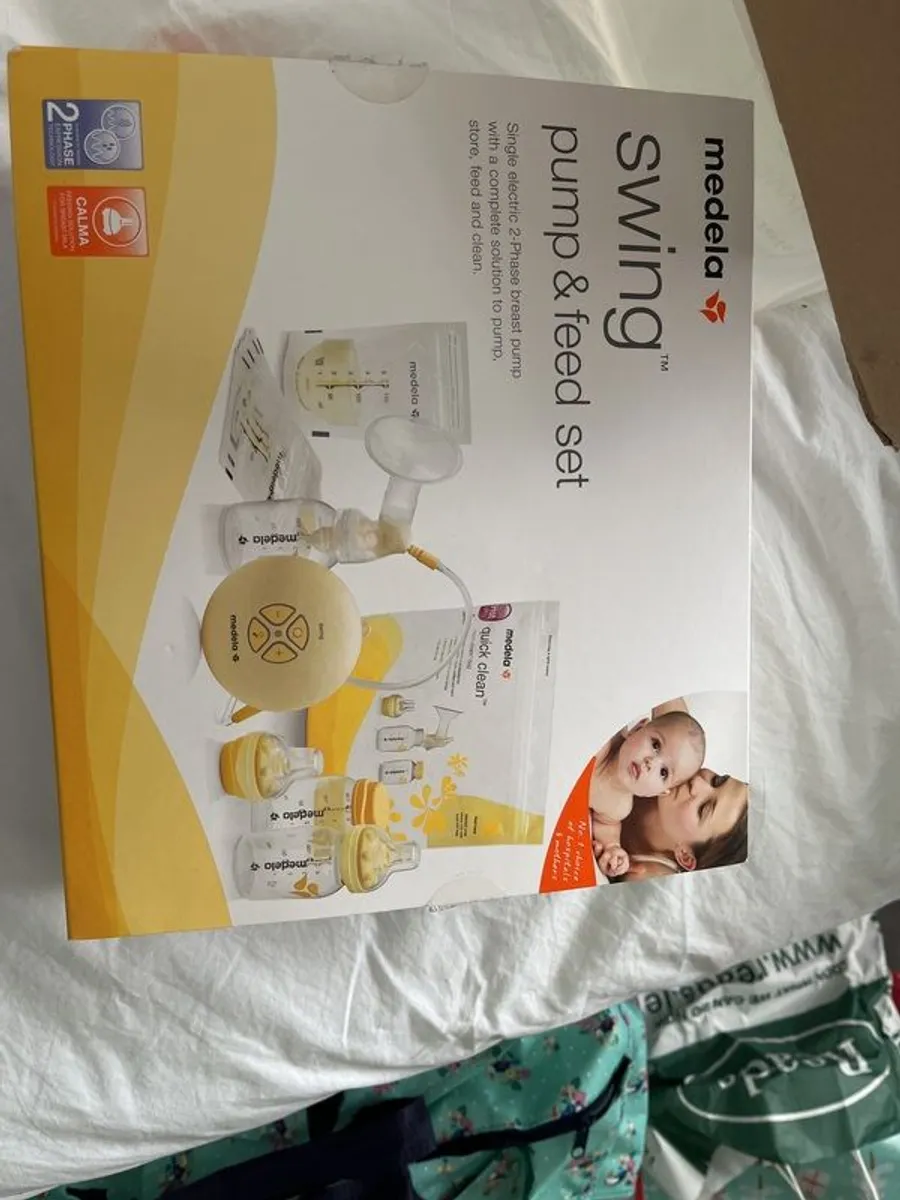 medela swing pump and feed set - Image 4
