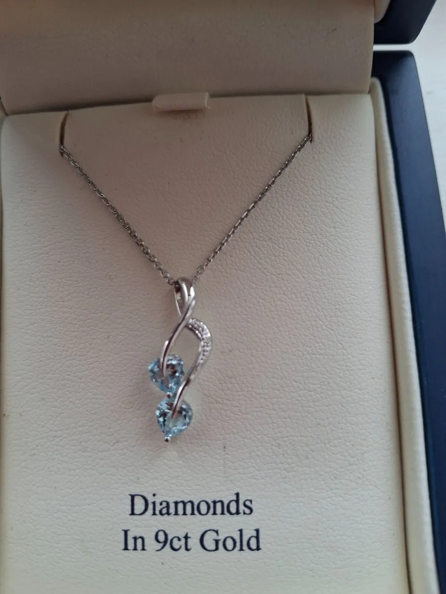 Jewellery - Image 1