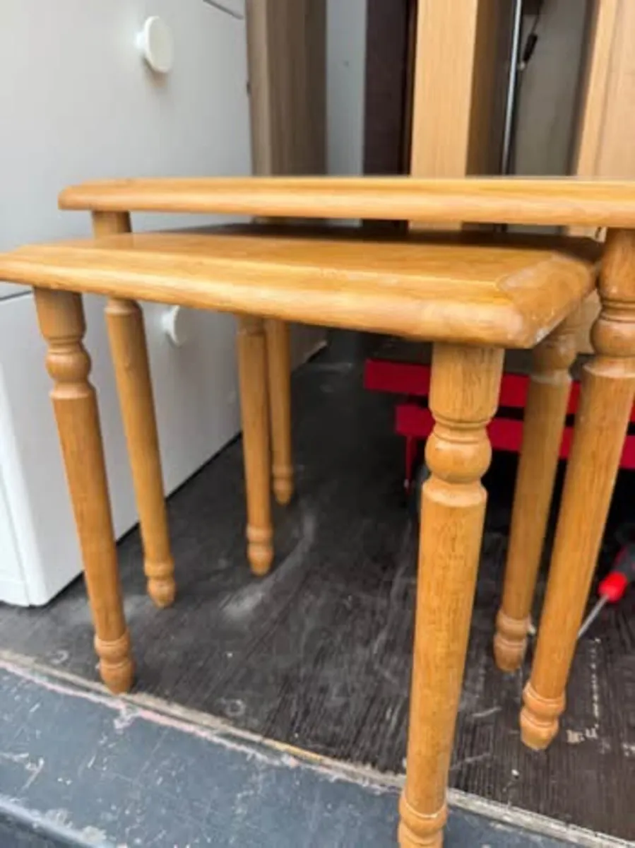 Nest of tables - Image 1