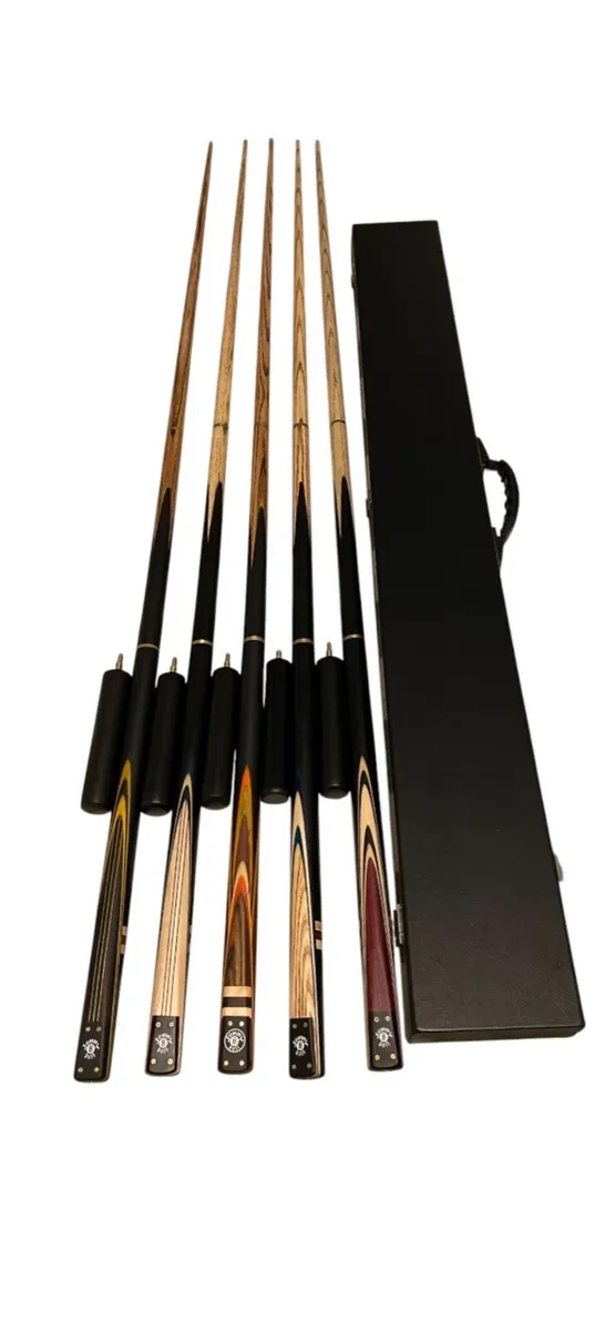 CUE & CASE + ACCESSORIES €79 - Image 1