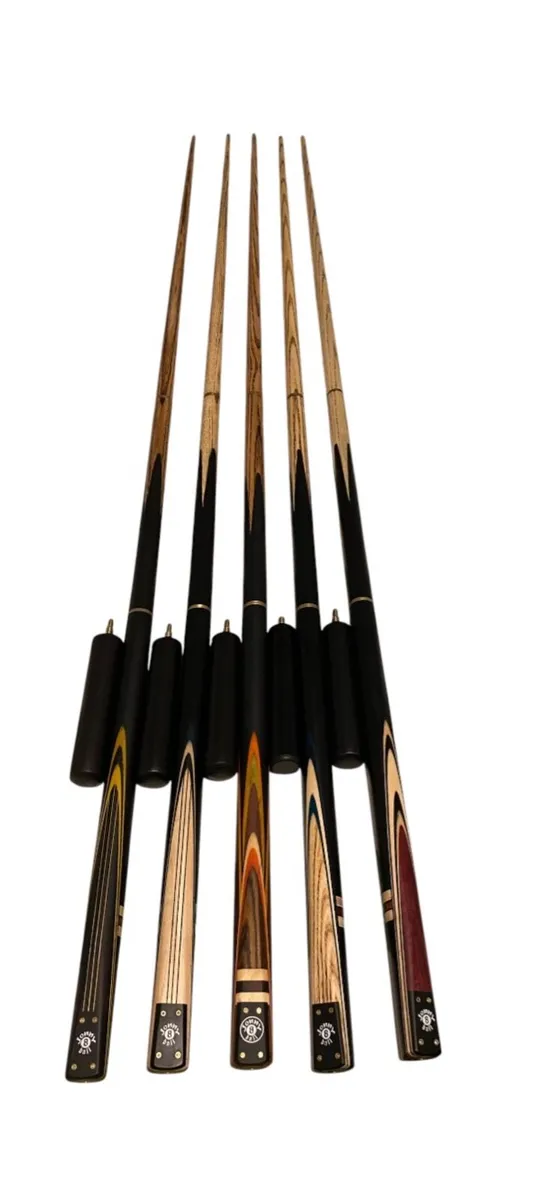 CUE & CASE + ACCESSORIES €79 - Image 3