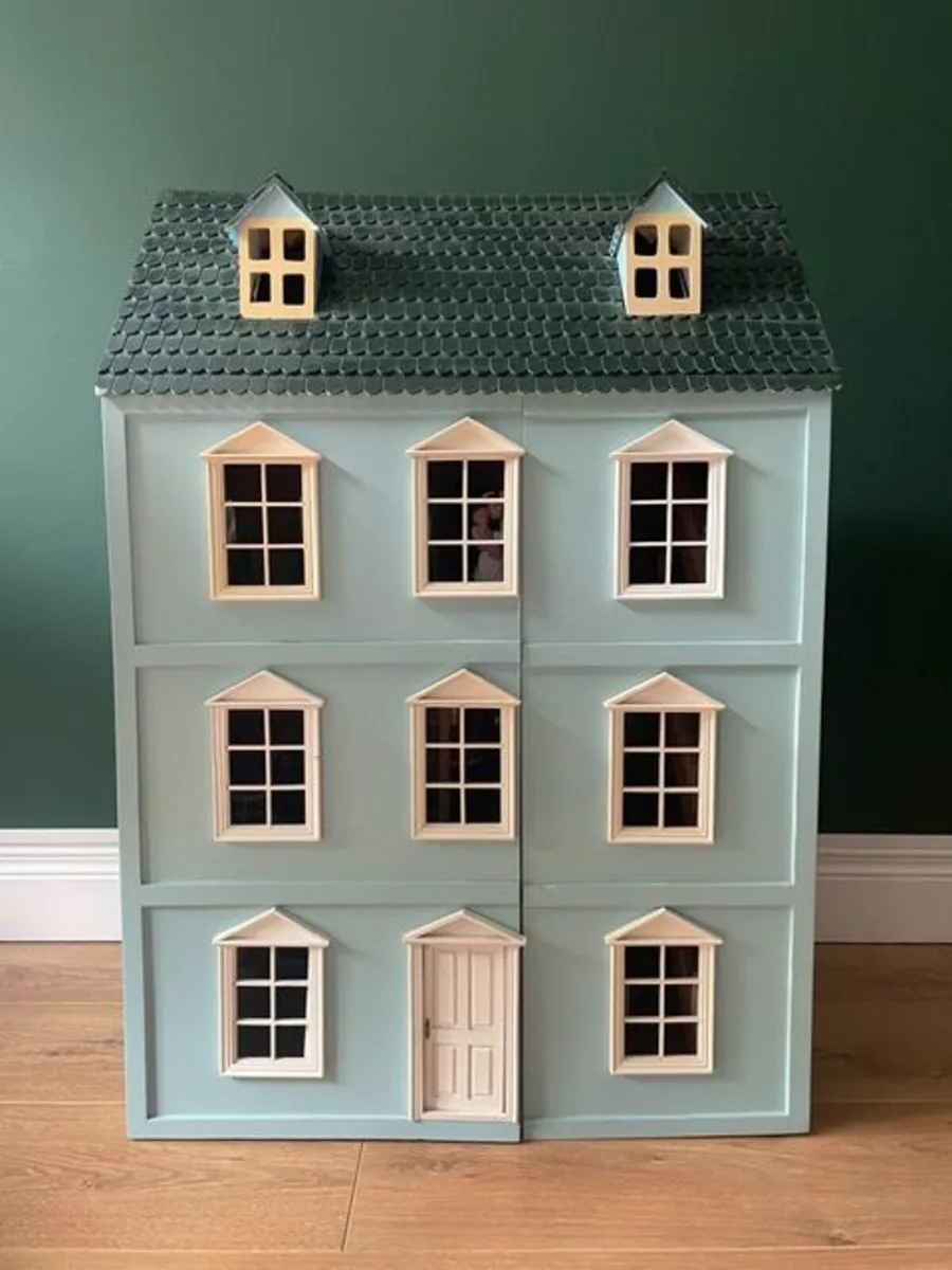 Painted Georgian Doll's House - Image 1