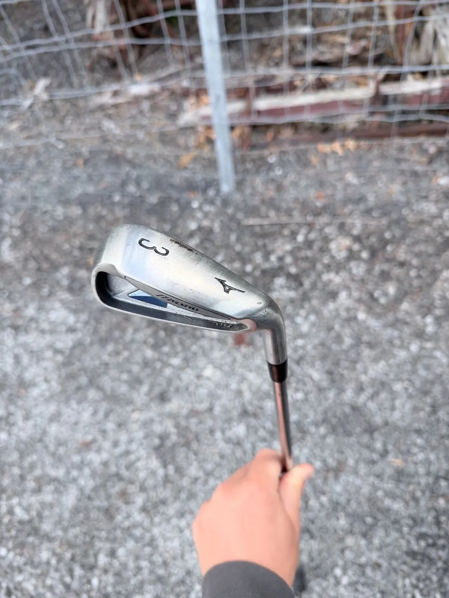 Mizuno 3 Iron - Image 1