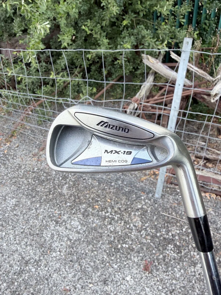 Mizuno 3 Iron - Image 2