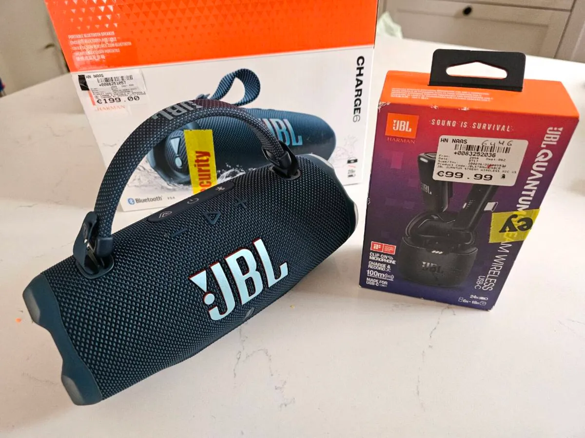JBL Charge 6 (Like New) & JBL Quantum Stream Mic - Image 2