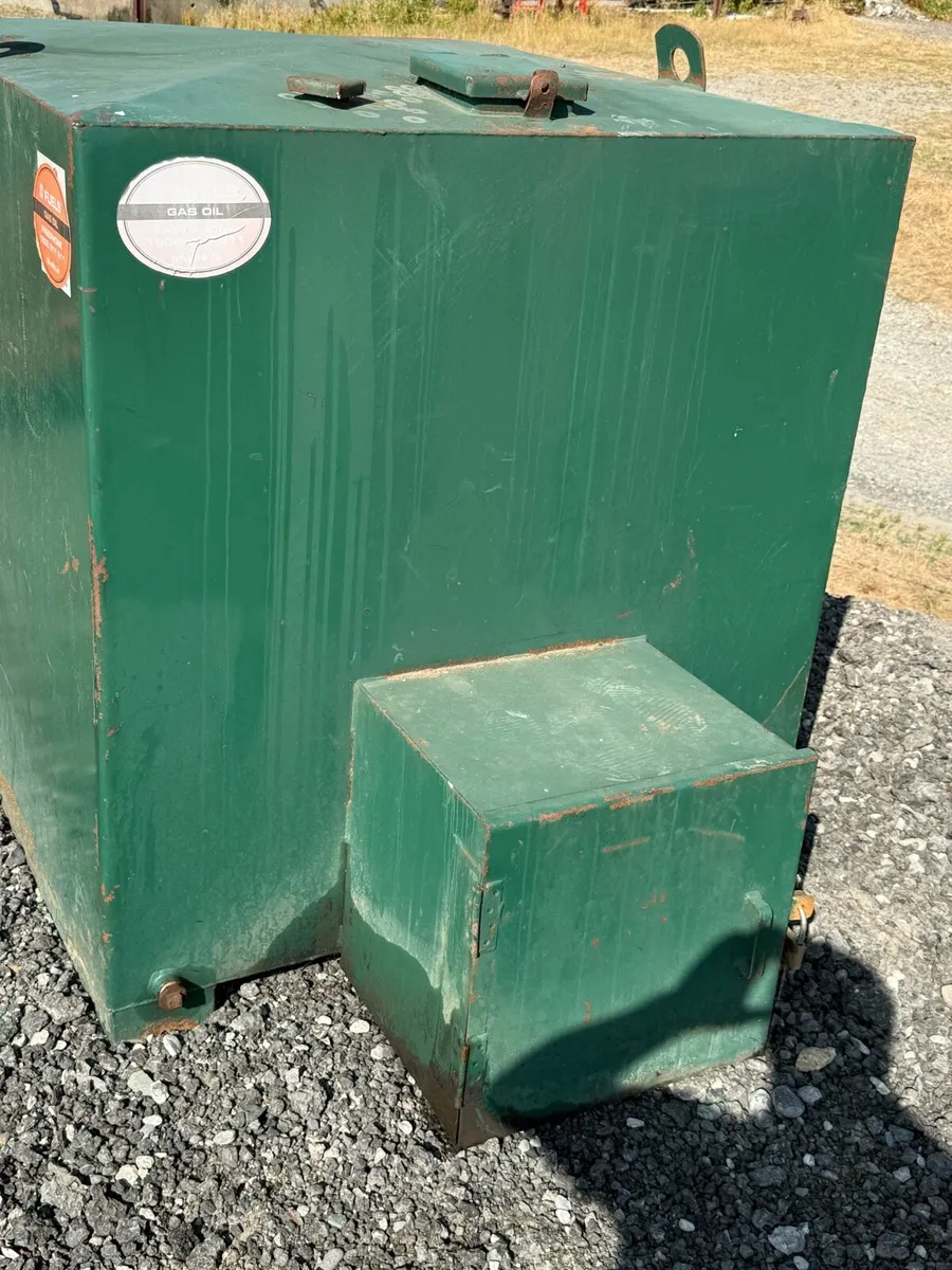 Diesel tank - Image 1