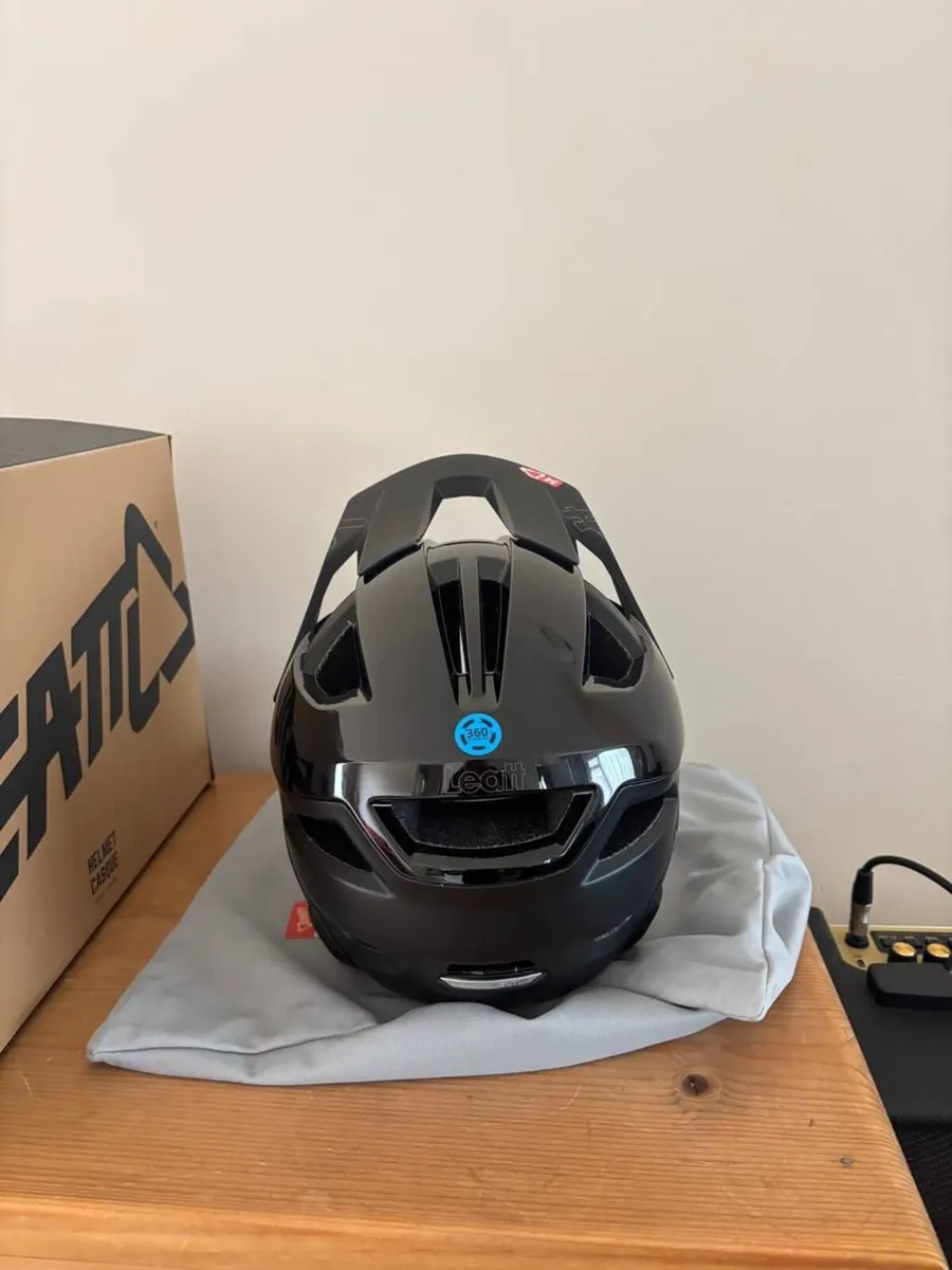 MTB Helmet Leatt Enduro 3.0 - Image 4