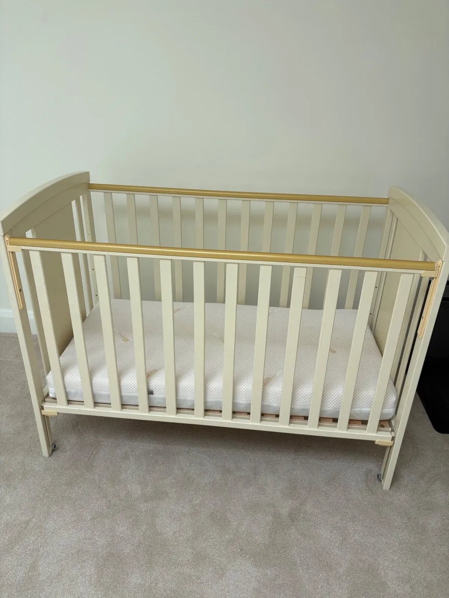 Baby Elegance Cot and Mattress - Image 1