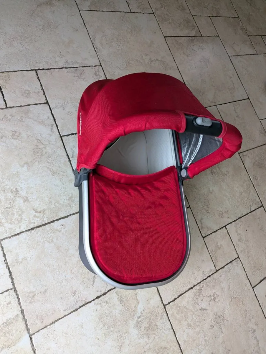 Uppababy bassinet - Image 2