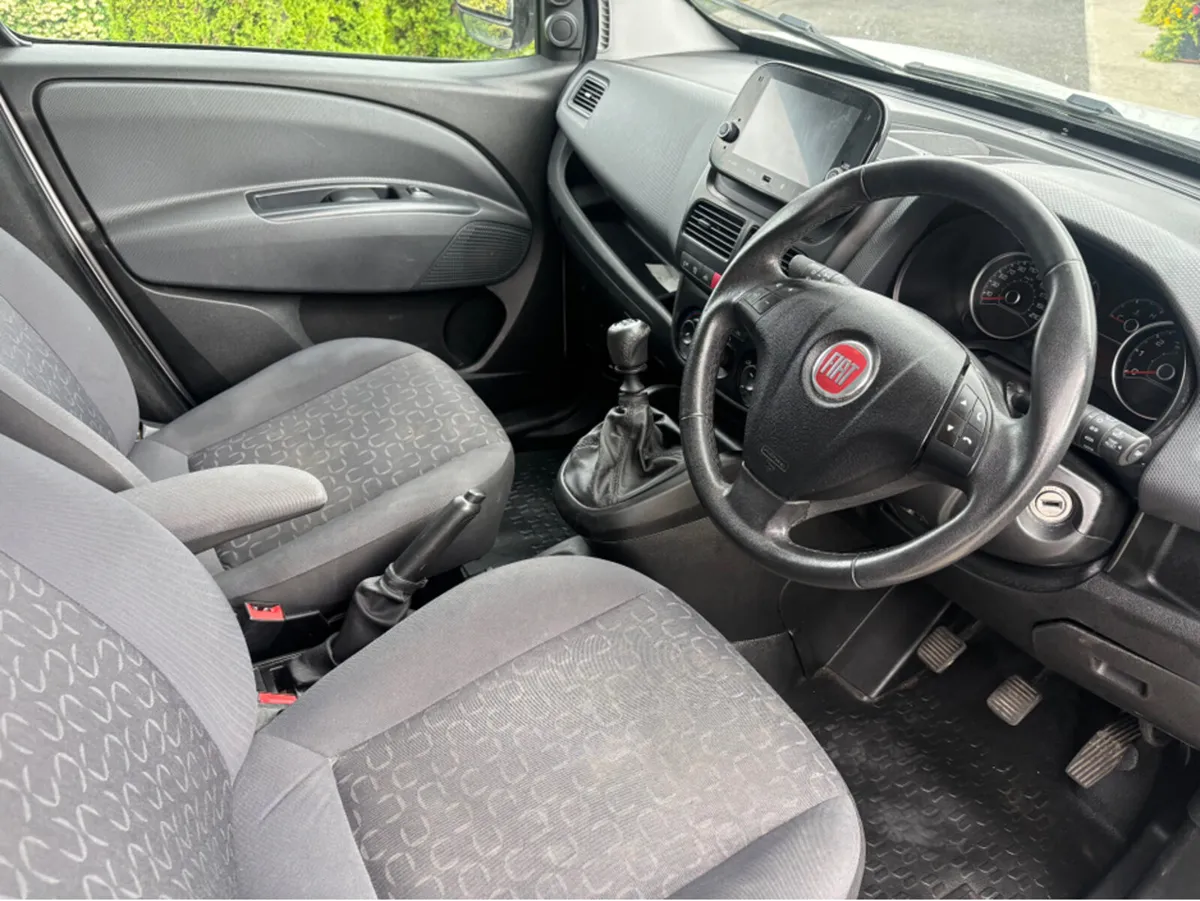 Fiat Doblo CARGO 1.6 SX 90HP 2DR - Image 4