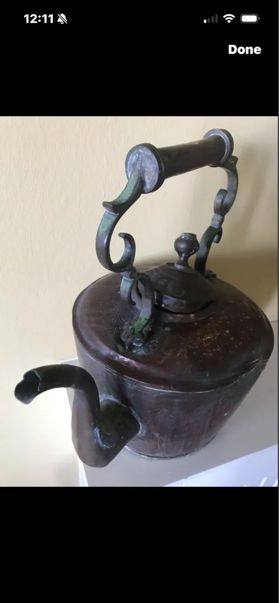 Large Antique Brass & Copper Kettle - Image 2