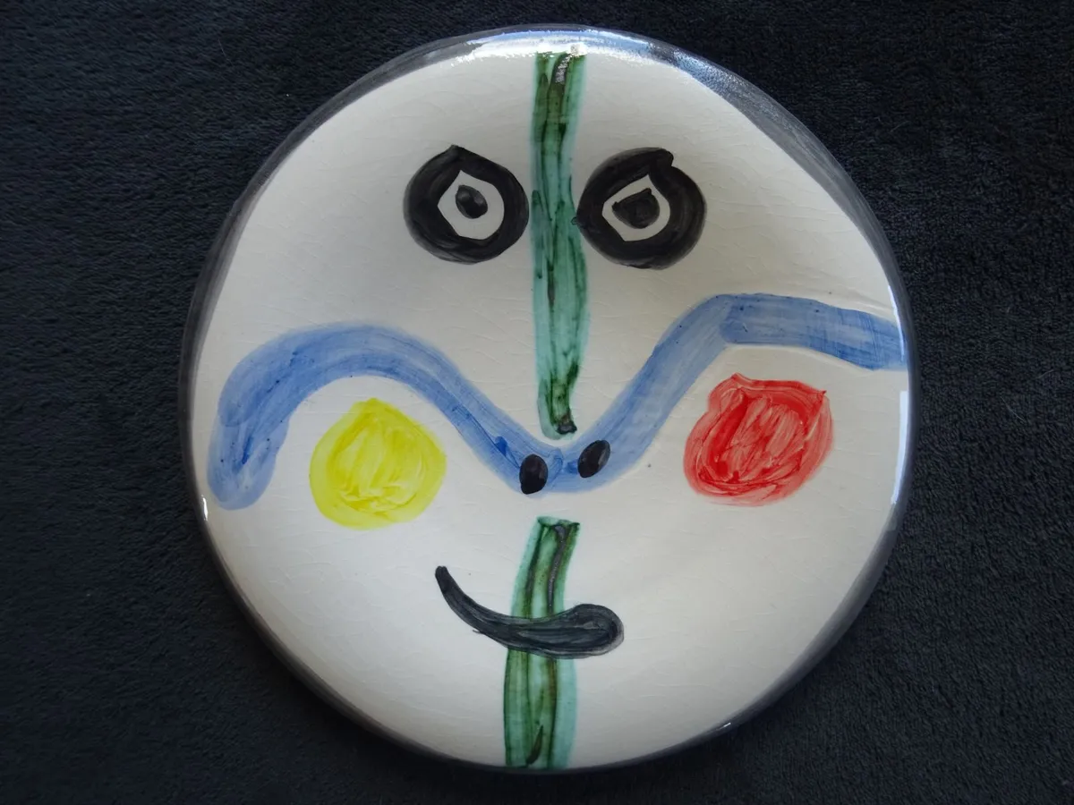 Pablo Picasso edition earthenware ceramic plate - Image 1