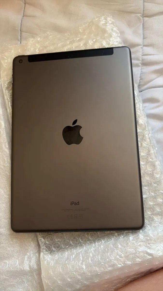 Ipad 10.2 inches - 128 GB - Image 3