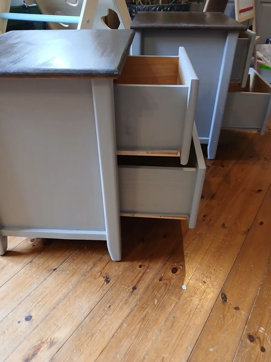 Bedside lockers - Image 4