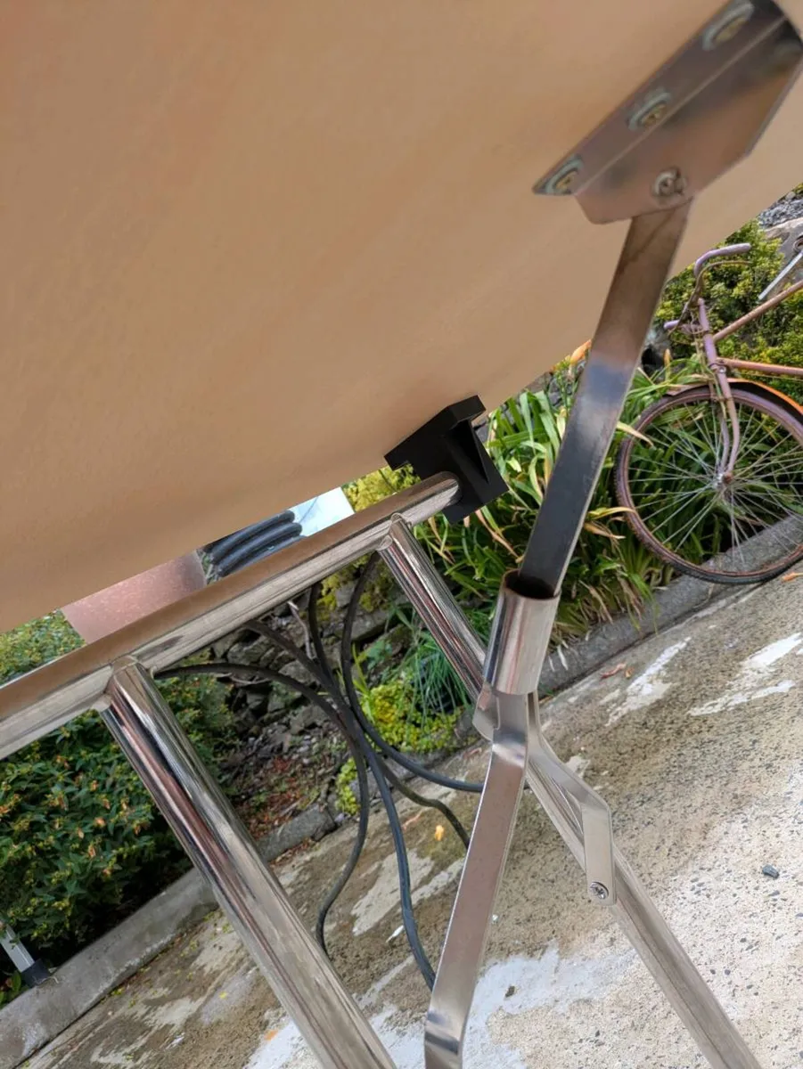 Large desk /Folding meeting table - Image 3