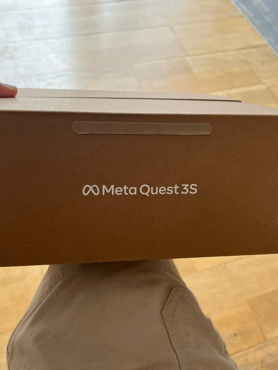 Meta Quest 3S - Image 2