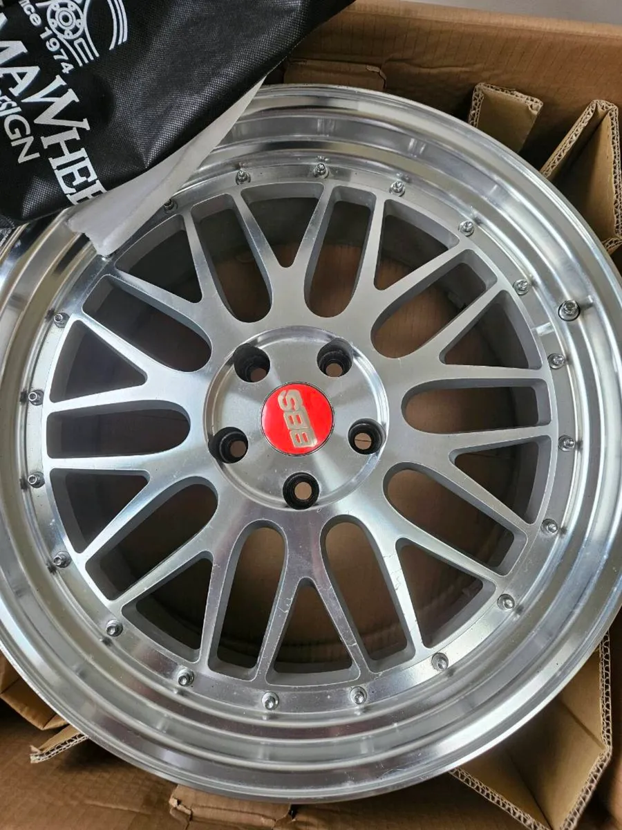 19 Inch BBS LM Mesh Wheels - Image 2