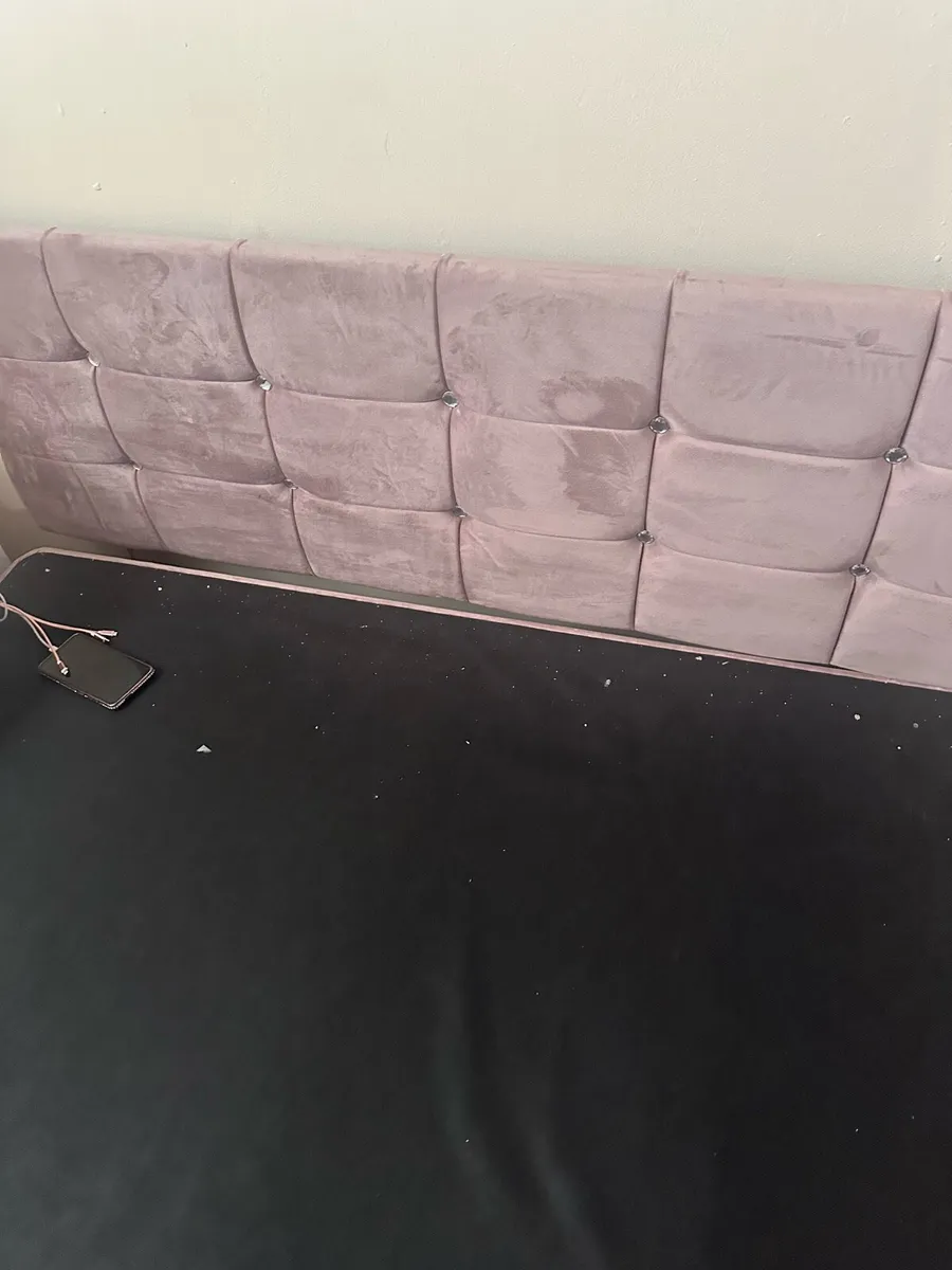King size  bed - Image 2