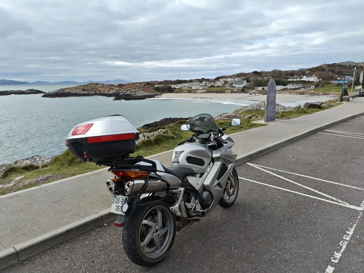 Honda VFR 800 - Image 3