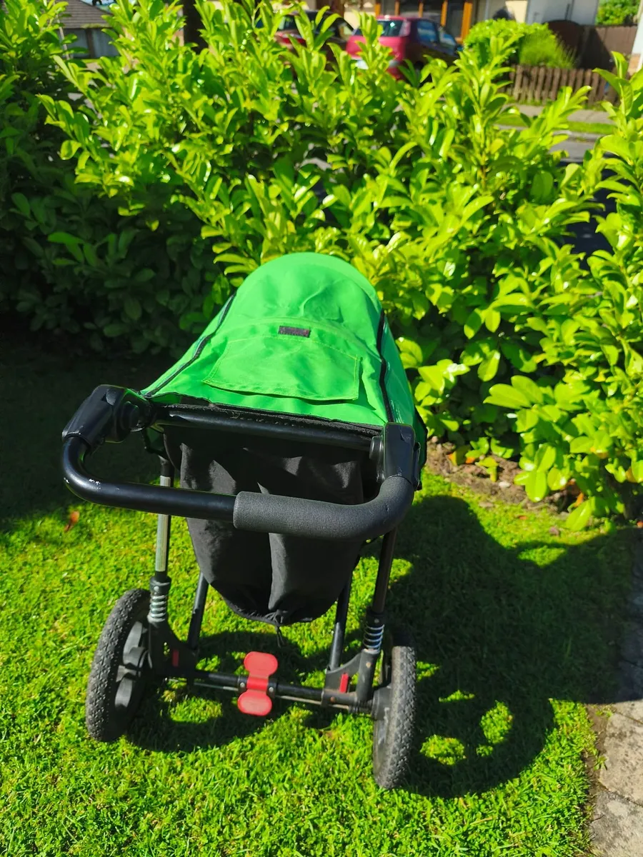 Out N About Nipper V4 - Image 2