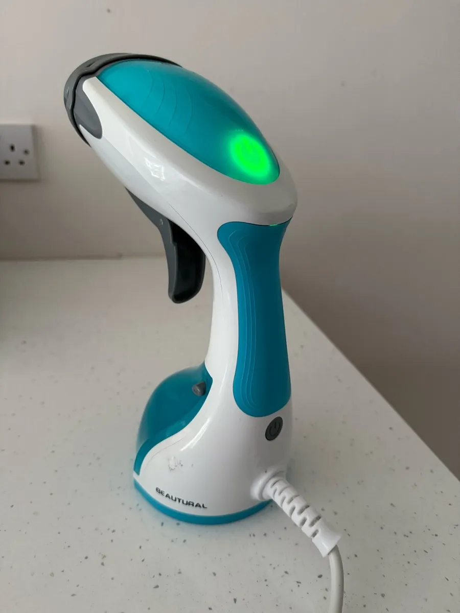 Beautural Handheld Garment Steamer - Image 4