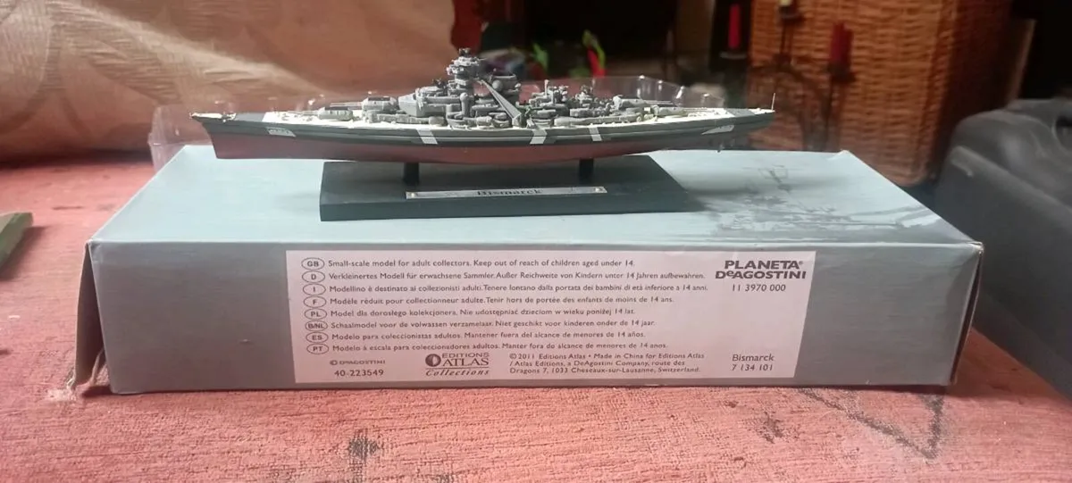 EDITIONI /1:1250 BATTLE SHIP - Image 2