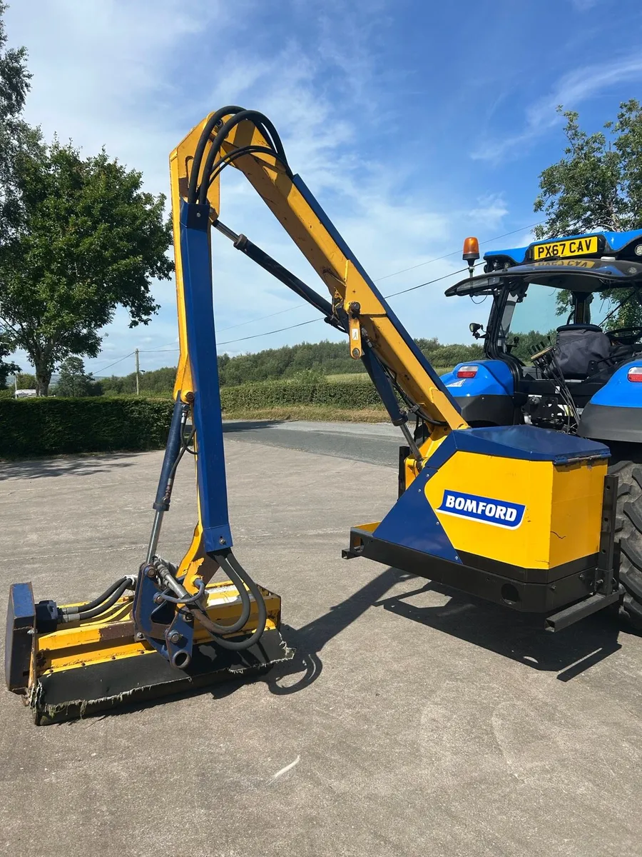 Bomford hawk 5.4 hedge cutter choice or2 - Image 1