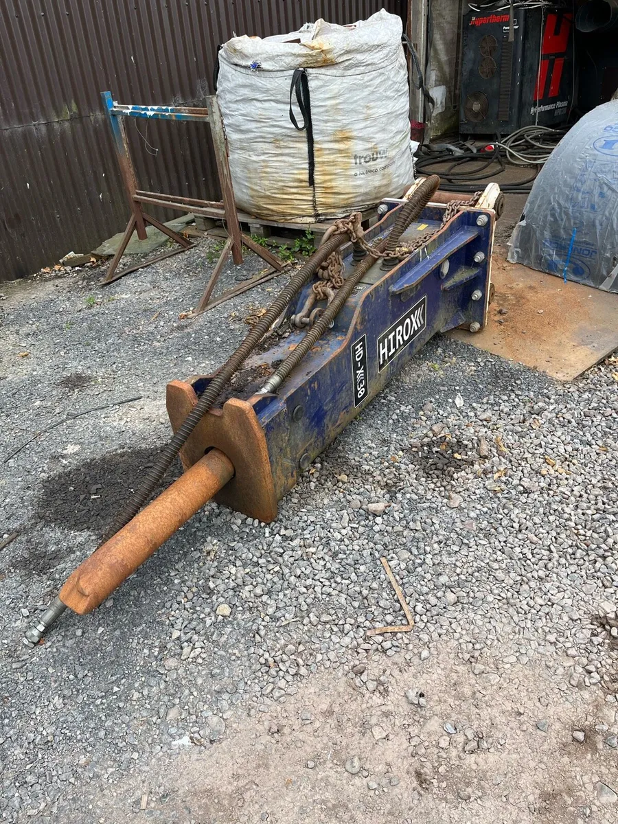 Rock Hammer - Image 1