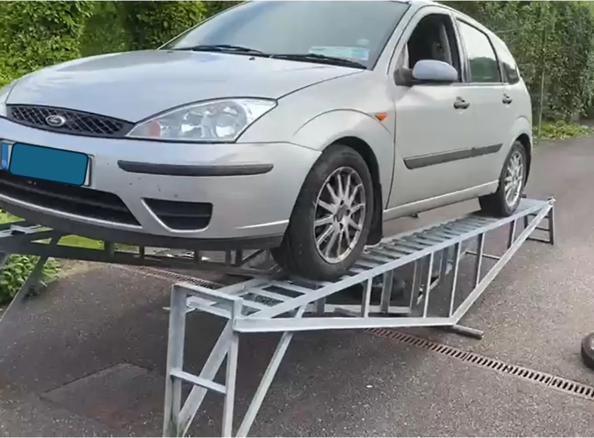 Car ramp - Image 1