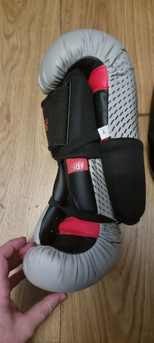 Boxing Bundle  Never Used - Image 4