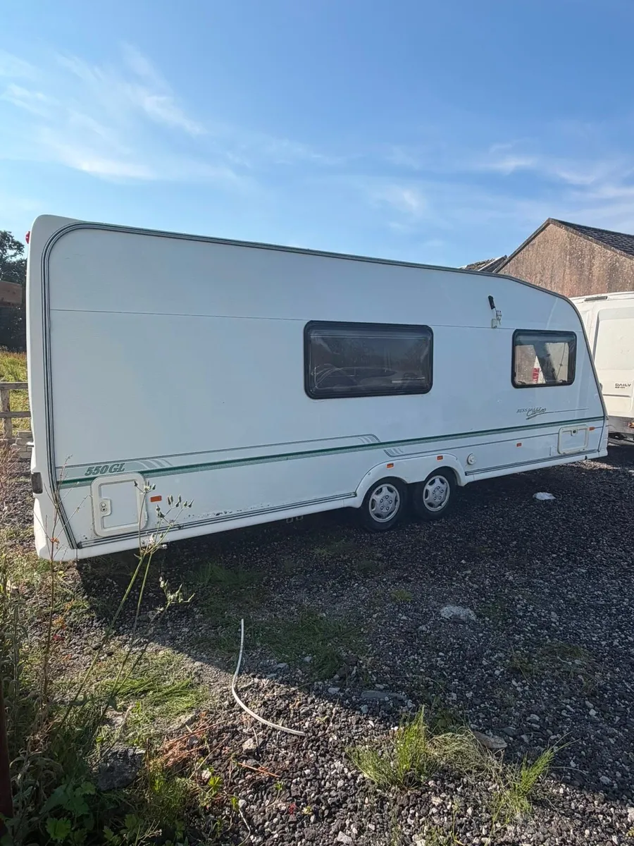Caravan - Image 2